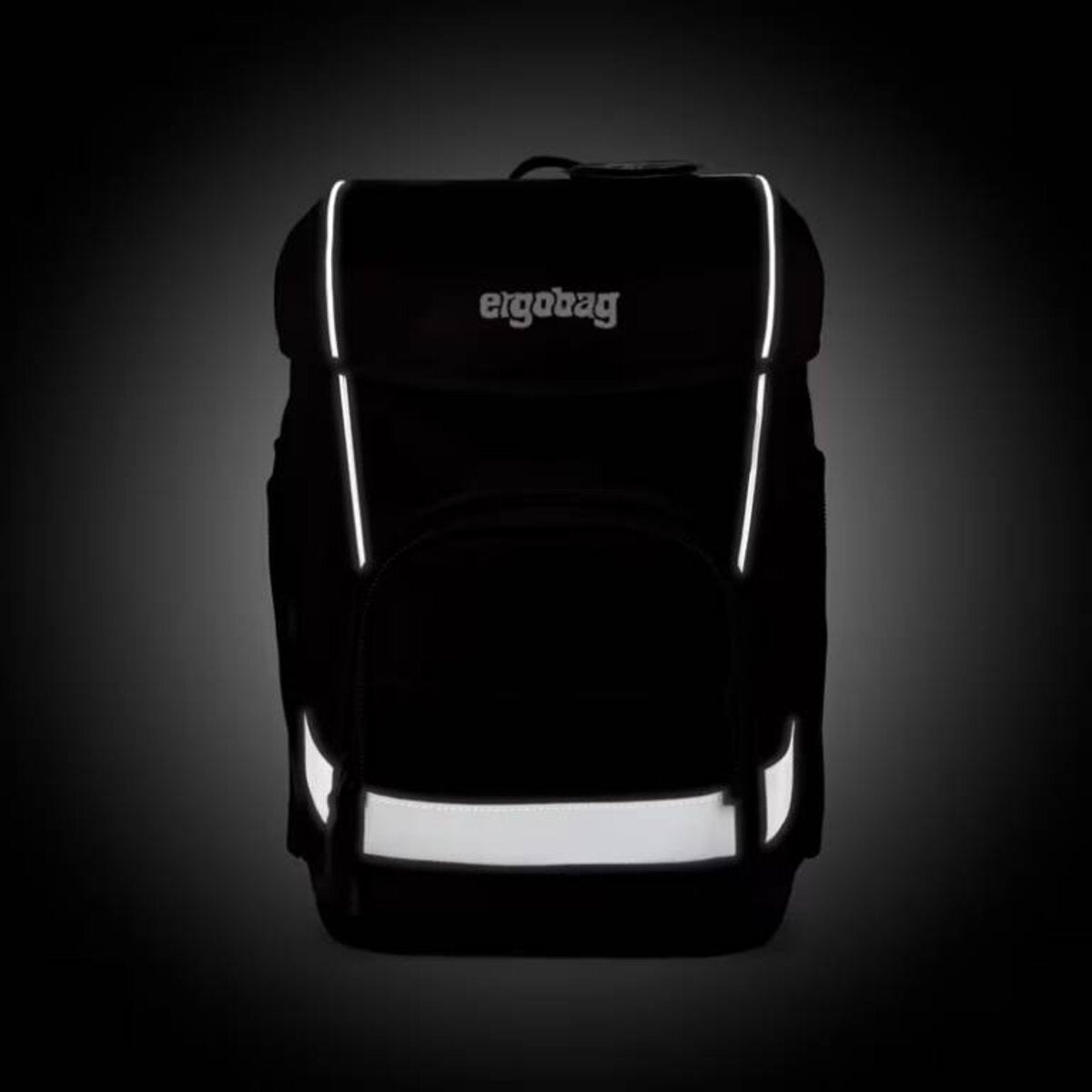 ergobag-cubo-light-schulranzen-set-0452E1537.jpg