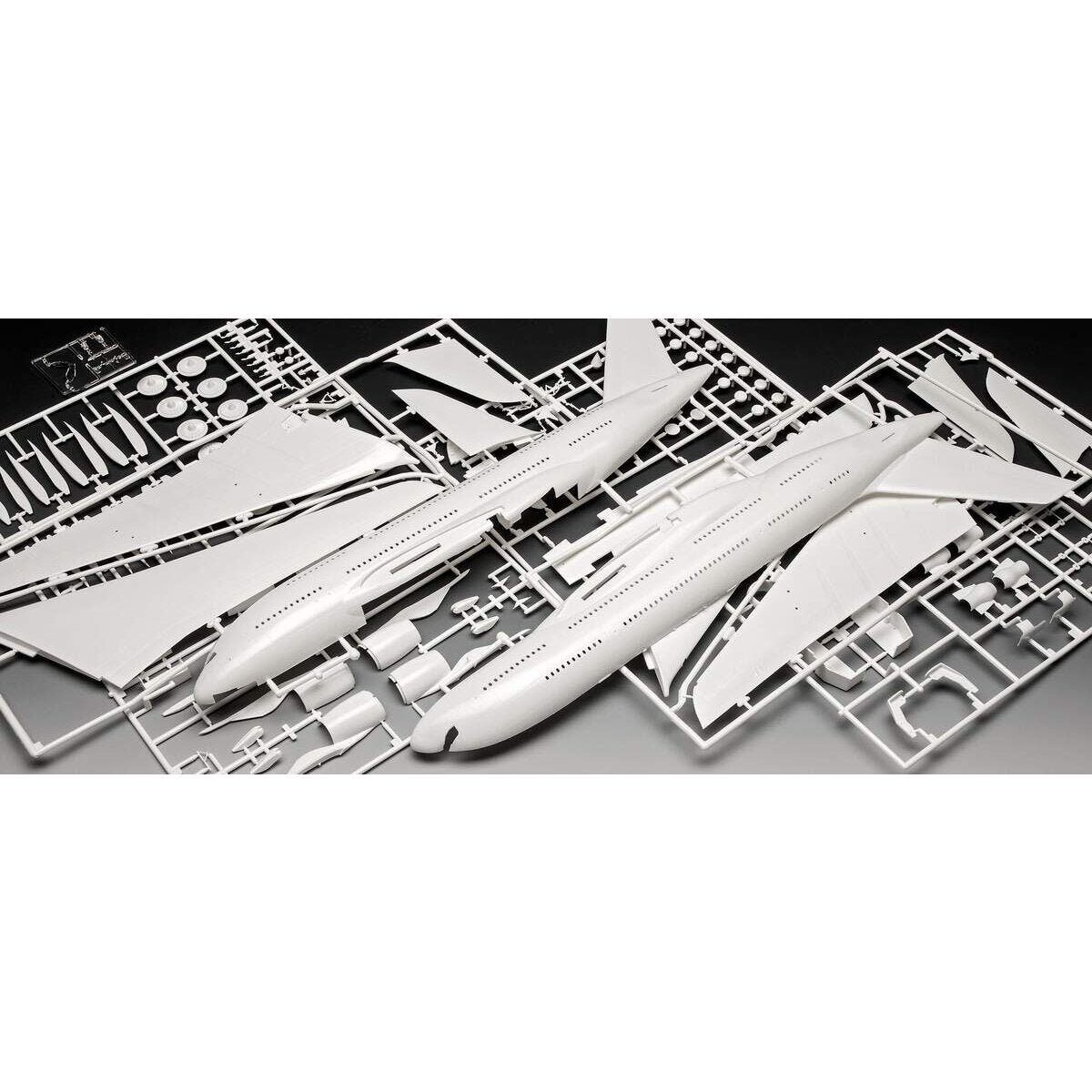 revell-airbus-a380-800-lufthansa-5ED6DAAF6.jpg