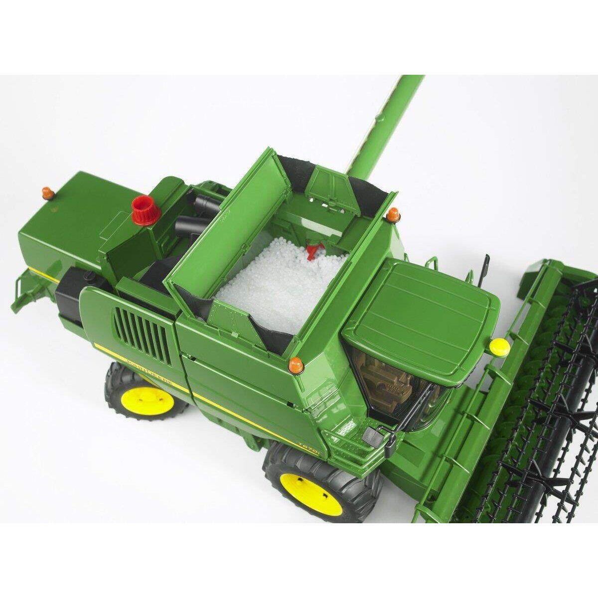 bruder-2132-john-deere-maehdrescher-5395865B8.jpg