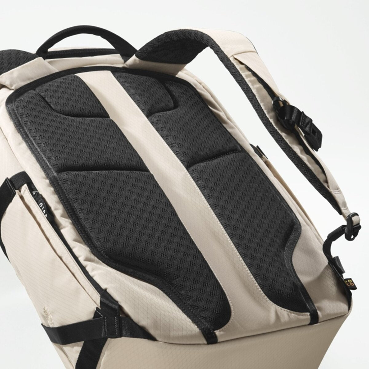 eoto-rucksack-easy27-beige-7FF1E9675.jpg