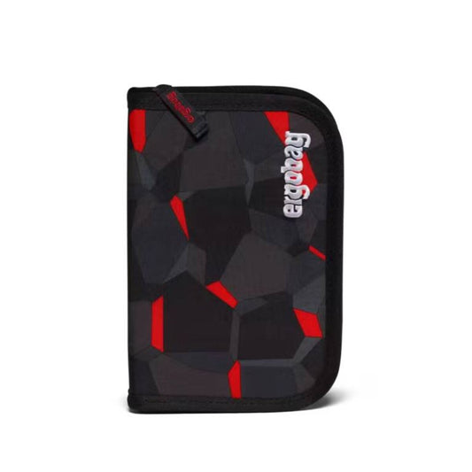 ergobag-federmaeppchen-taekbaerdo-grau-rot-A4ED5F9B1.jpg