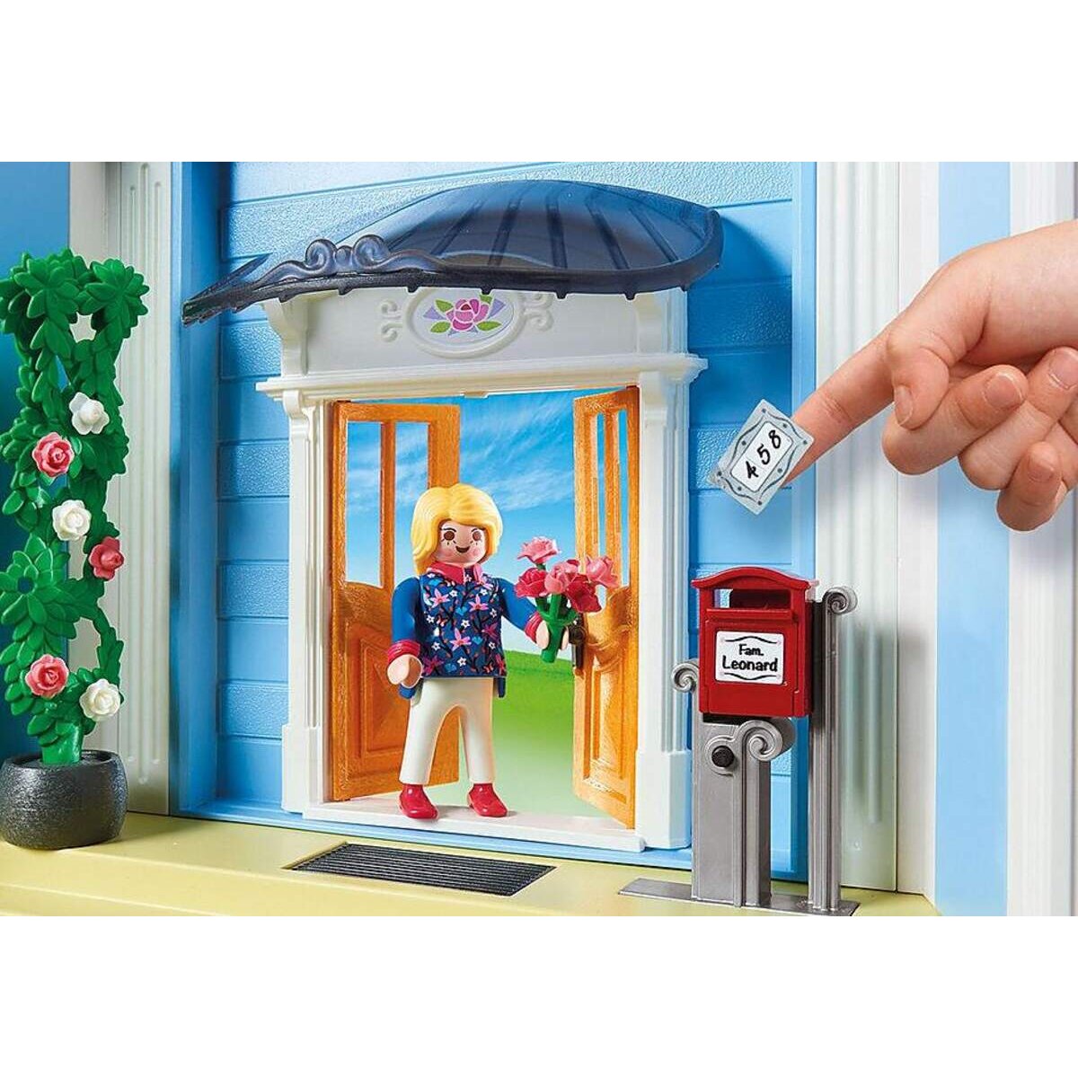 playmobil-70205-dollhouse-mein-grosses-14FA5ABC4.jpg
