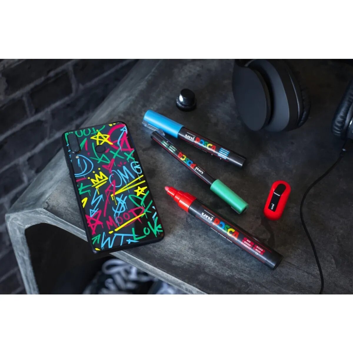 posca-marker-uni-posca-pc-2C0AF8293.jpg