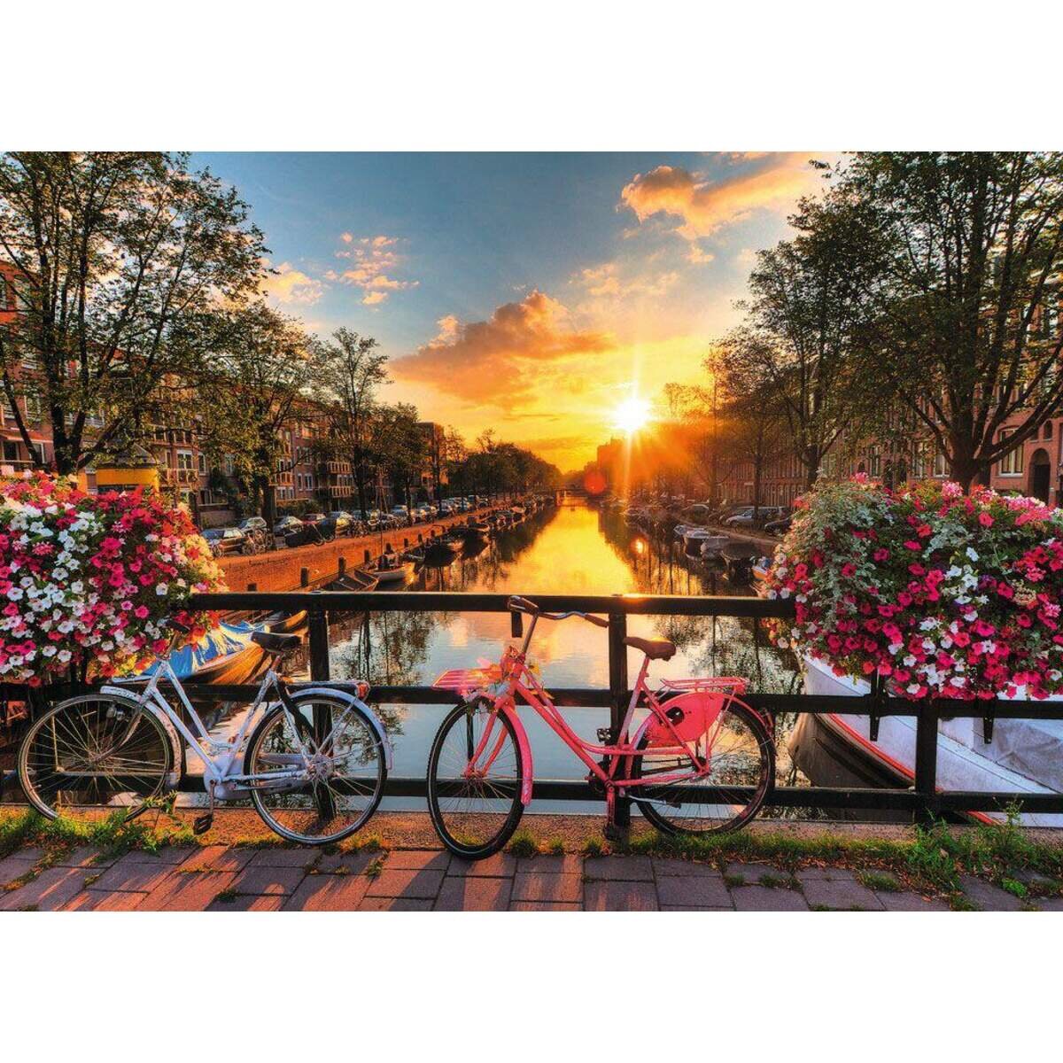 ravensburger-puzzle-fahrraeder-in-amsterdam-521086022.jpg