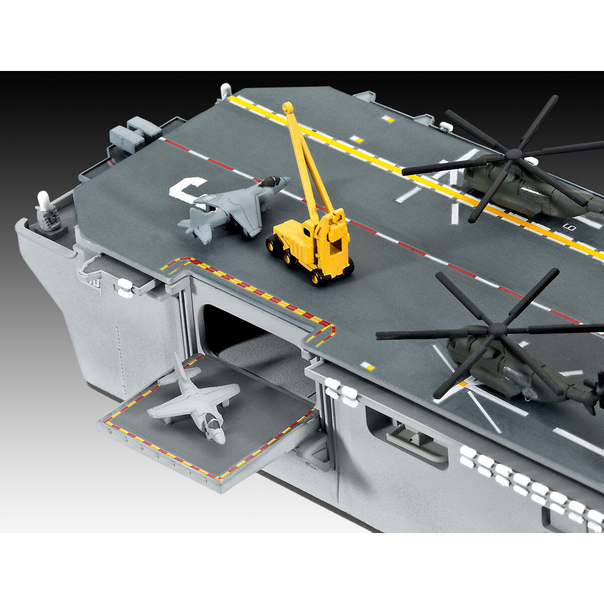 revell-05178---assault-9C3F56C85.jpg