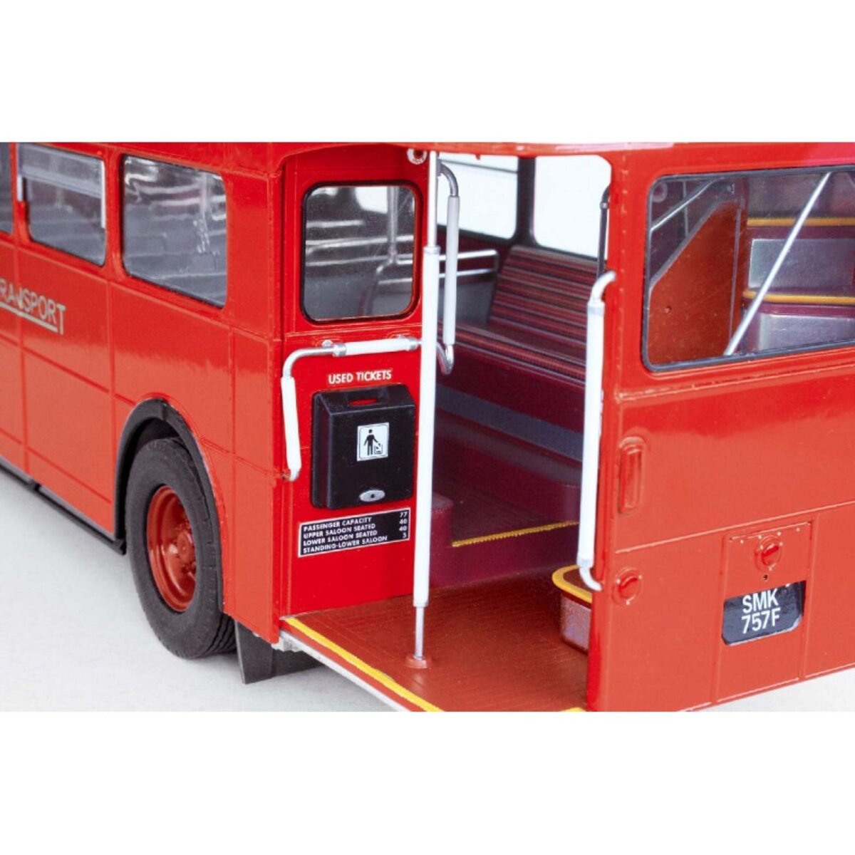 revell-07651-london-bus-0D09C3805.jpg