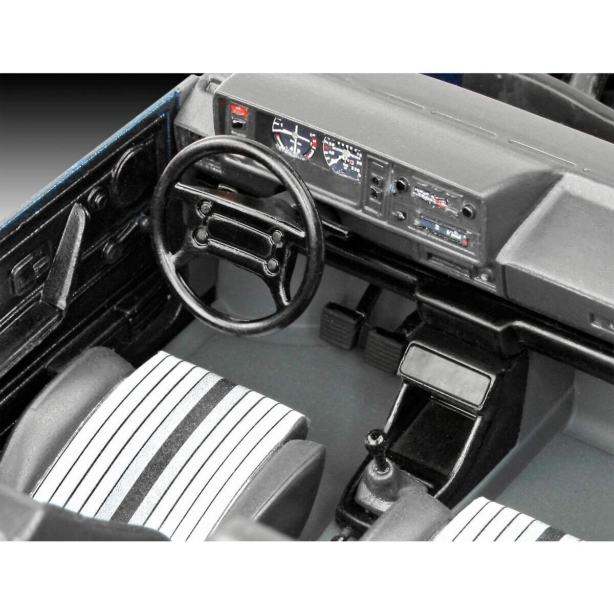 revell-35-years-volkswagen-golf-7D1F115B2.jpg
