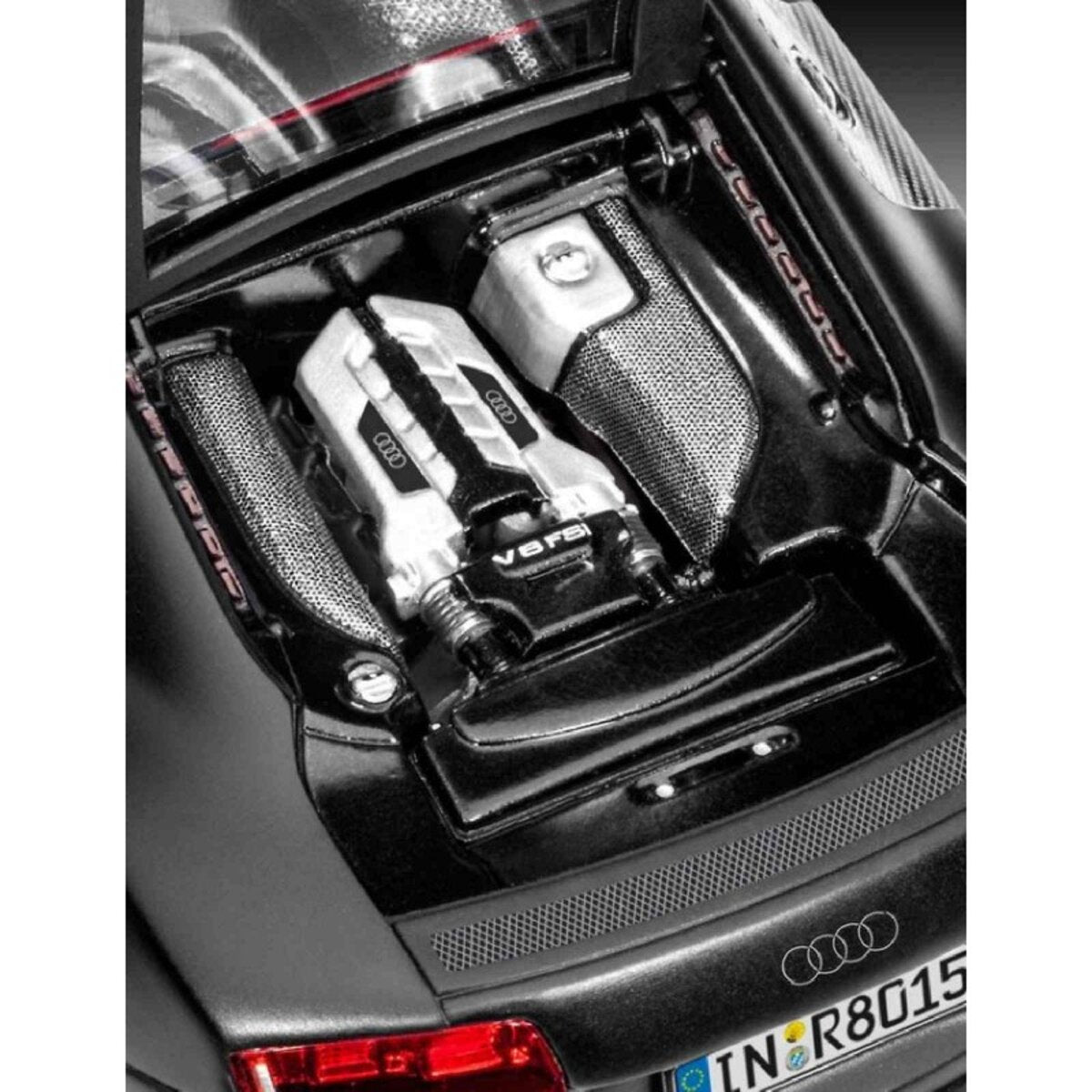 revell-audi-r8-123F290E4.jpg