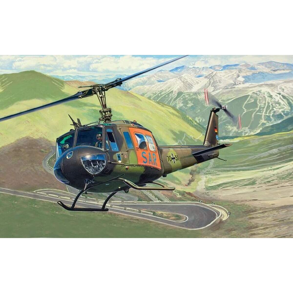 revell-bell-uh-1d-sar-F9A198D41.jpg