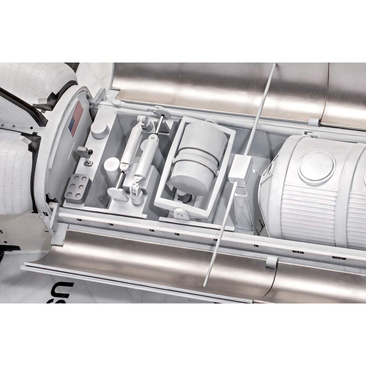revell-geschenkset-space-shuttle-40th-54DF5B514.jpg