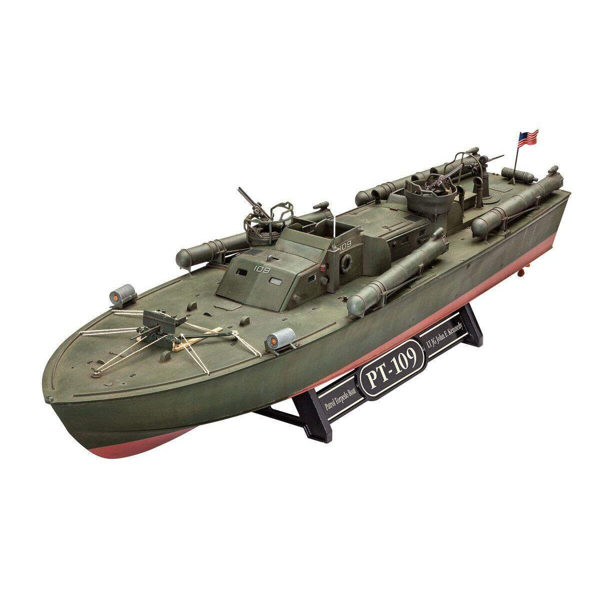 revell-patrol-torpedo-boat-pt-D4D4C2752.jpg