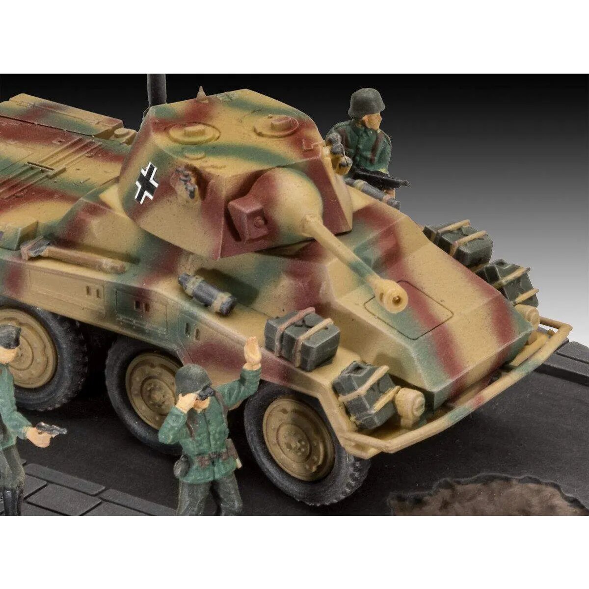 revell-sdkfz-2342-puma-massstab-0D9B6E6D4.jpg