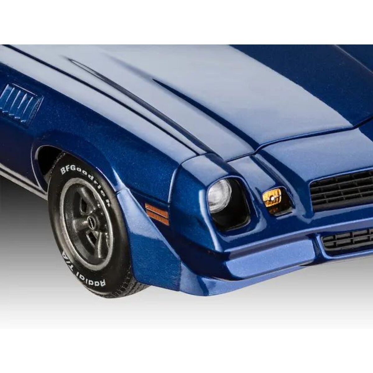 revell-stranger-things-chevy-camaro-FBC699022.jpg