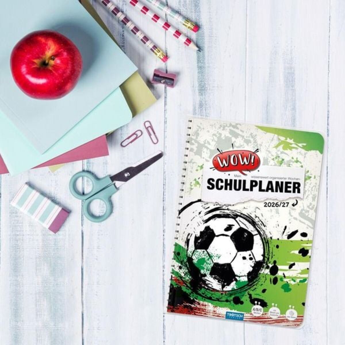troetsch-schulplaner-wow-fussball-20262027-6B723C982.jpg